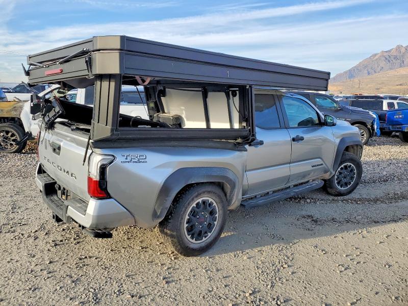 Фото 3 - TOYOTA TACOMA