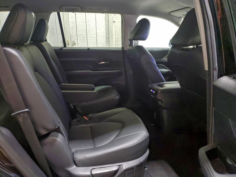 TOYOTA GRAND HIGH 2024 VIN 5TDAAAB56RS051190