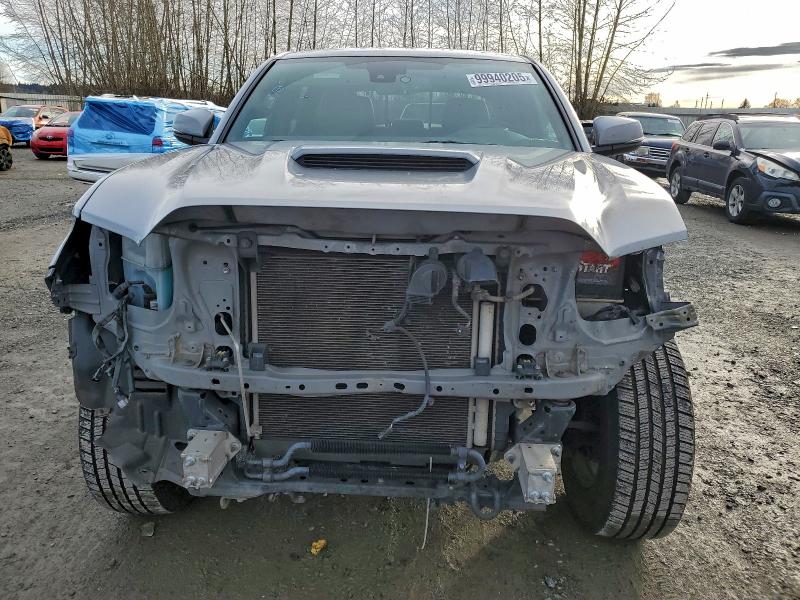 Фото 5 - TOYOTA TACOMA