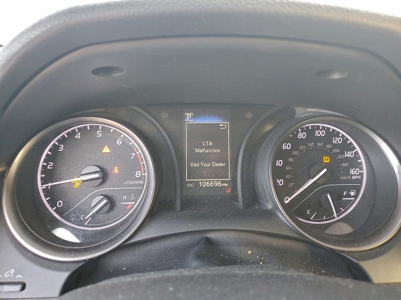 Фото 9 - TOYOTA CAMRY