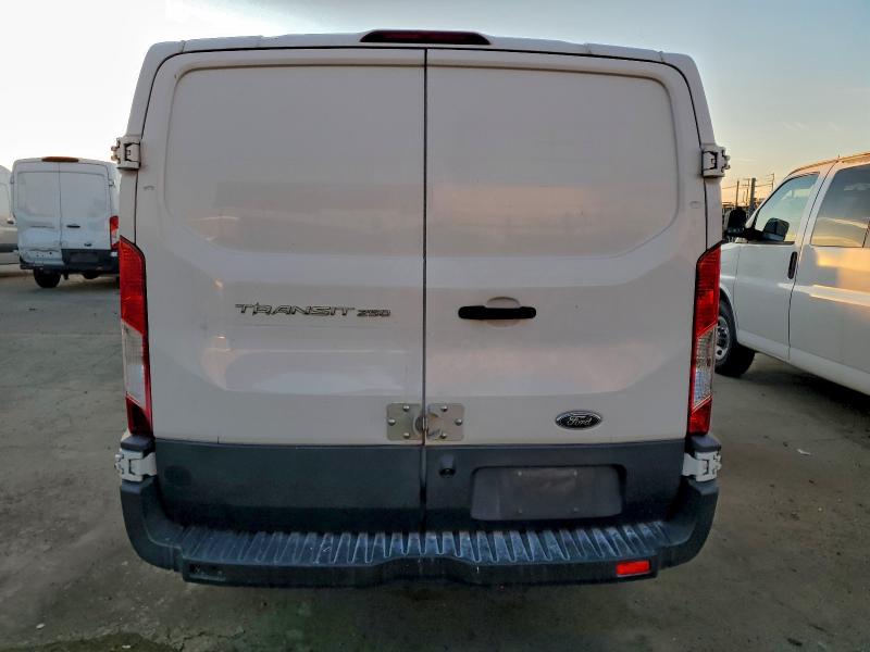 Фото 6 - FORD TRANSIT