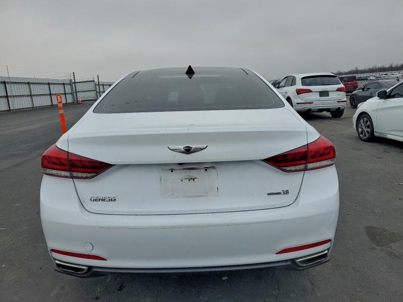 Фото 6 - HYUNDAI GENESIS