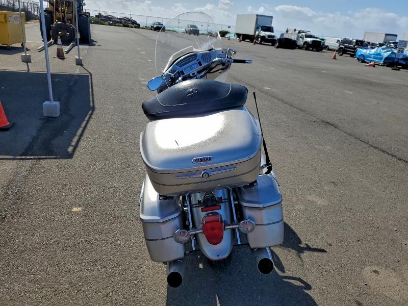 YAMAHA XVZ13 TF 2005