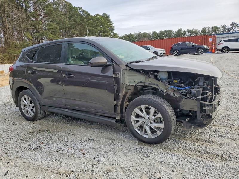 Фото 4 - HYUNDAI TUCSON