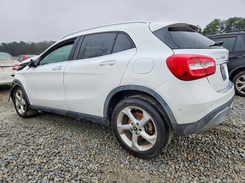 Фото 2 - MERCEDES-BENZ GLA-CLASS