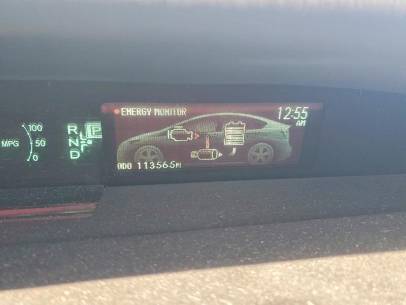 Фото 9 - TOYOTA PRIUS