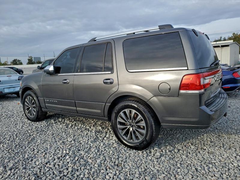 Фото 2 - LINCOLN NAVIGATOR