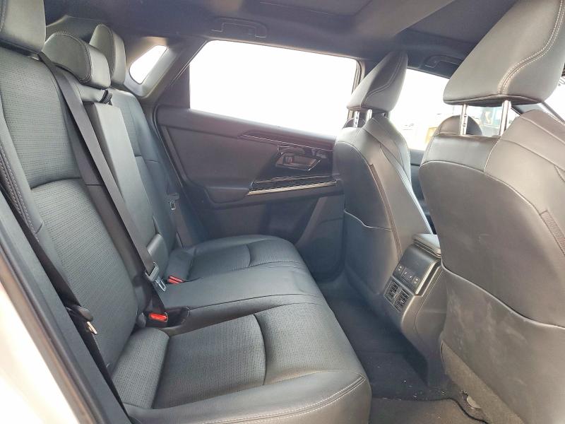 Фото 11 - SUBARU SOLTERRA P