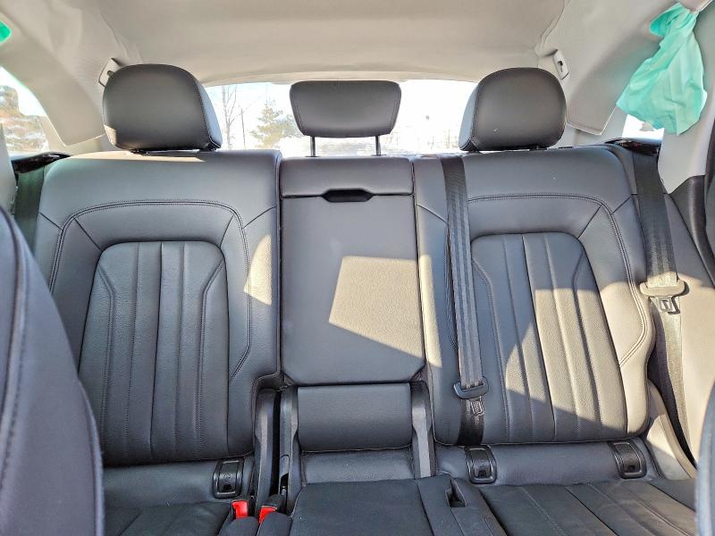 Фото 10 - AUDI Q5