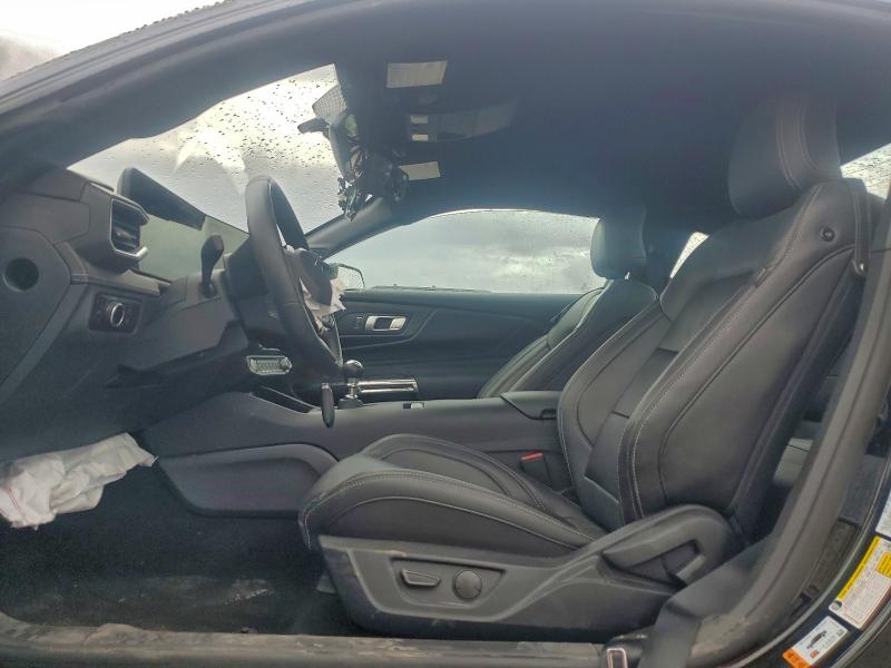 Фото 7 - FORD MUSTANG