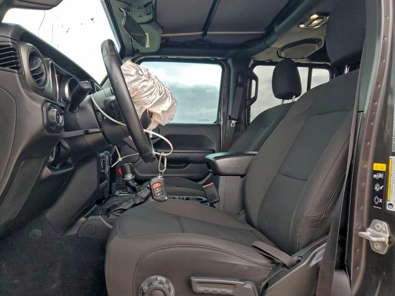 Фото 7 - JEEP WRANGLER