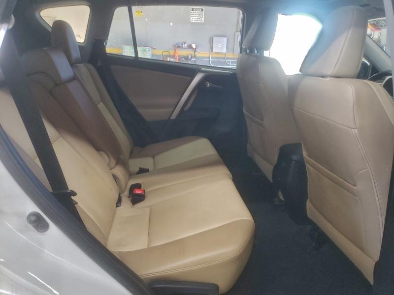 Фото 11 - TOYOTA RAV4