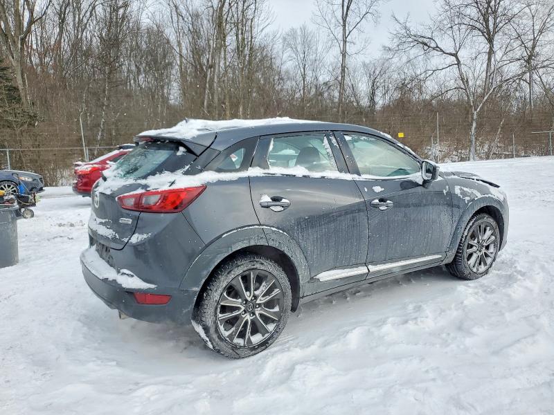 Фото 3 - MAZDA CX-3