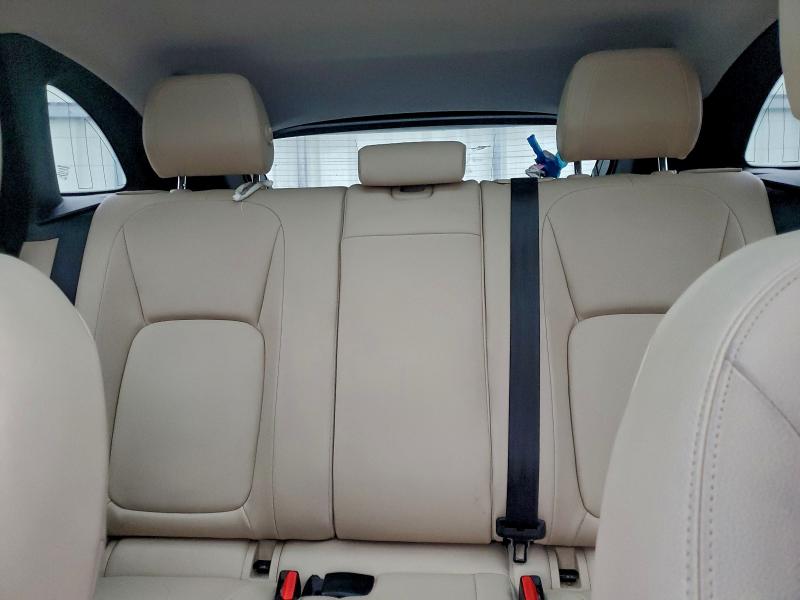 Фото 10 - JAGUAR F-PACE