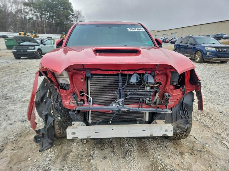 Фото 5 - TOYOTA TACOMA