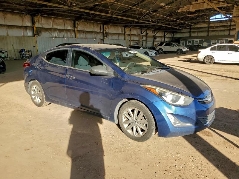 Фото 4 - HYUNDAI ELANTRA