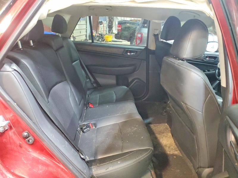 Фото 10 - SUBARU OUTBACK