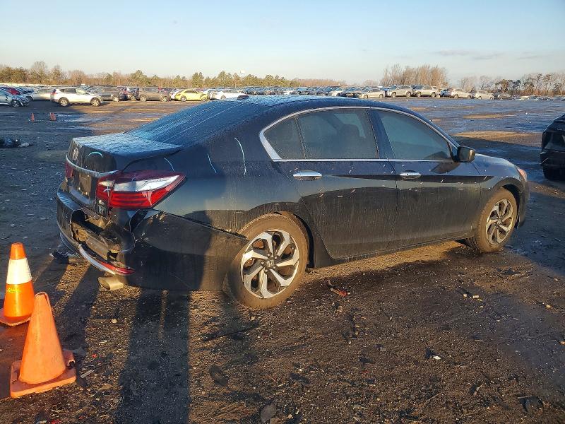 Фото 3 - HONDA ACCORD