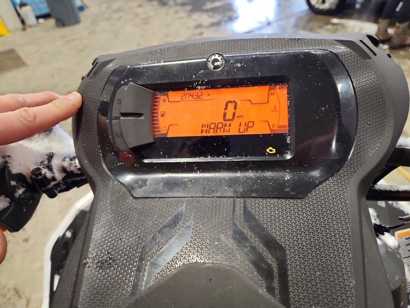 SKI-DOO SNOWMOBILE 2022