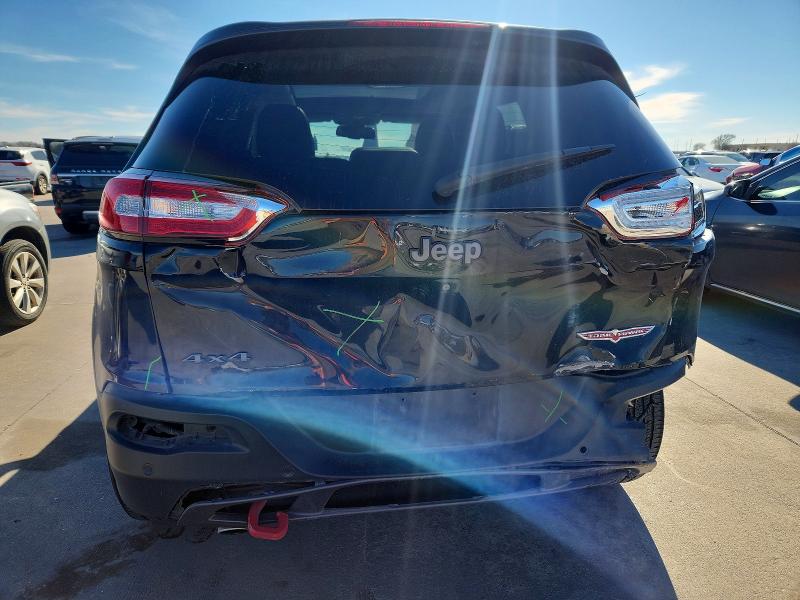 Фото 6 - JEEP CHEROKEE