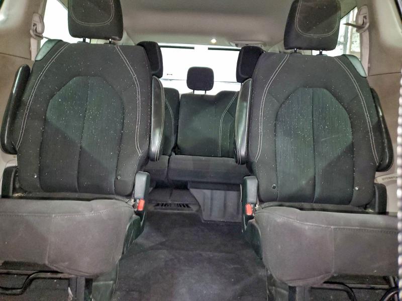 Фото 10 - CHRYSLER MINIVAN