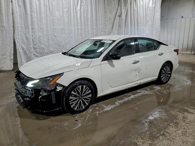 Фото 1 - NISSAN ALTIMA