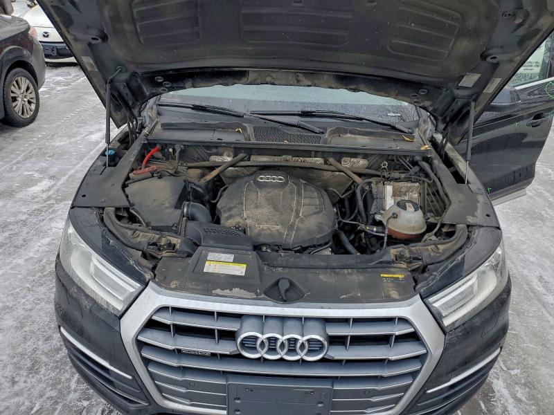 Фото 12 - AUDI Q5