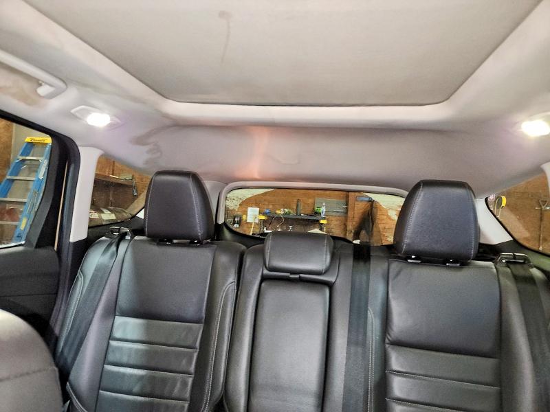 Фото 10 - FORD ESCAPE