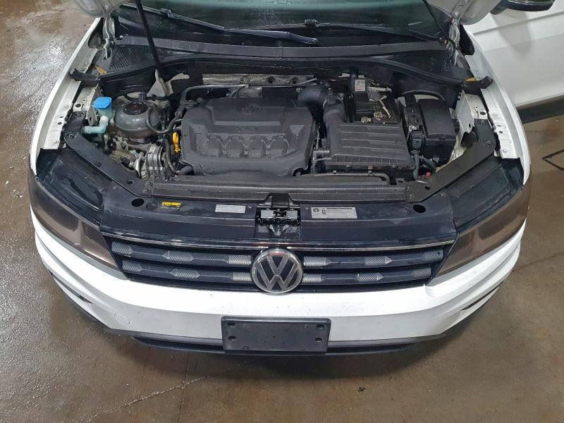 Фото 12 - VOLKSWAGEN TIGUAN