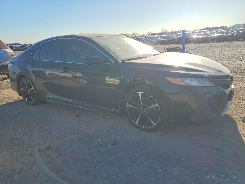 Фото 4 - TOYOTA CAMRY