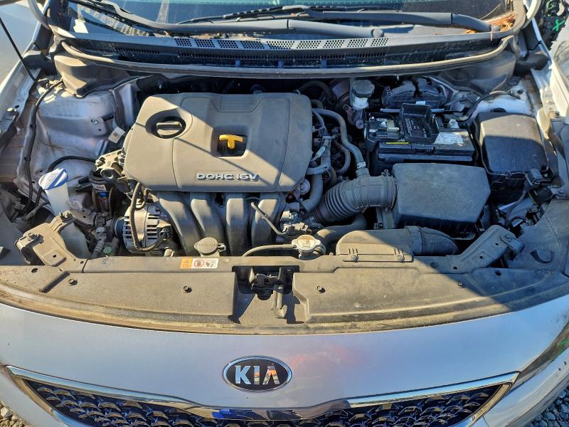 Фото 11 - KIA FORTE