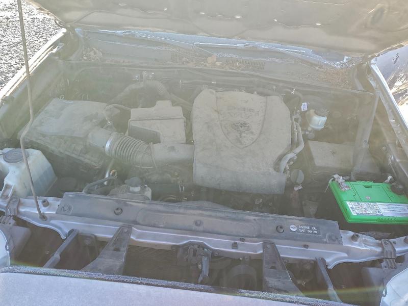 Фото 11 - TOYOTA TACOMA