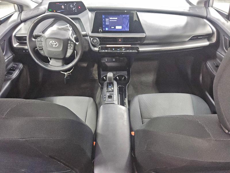 Фото 8 - TOYOTA PRIUS