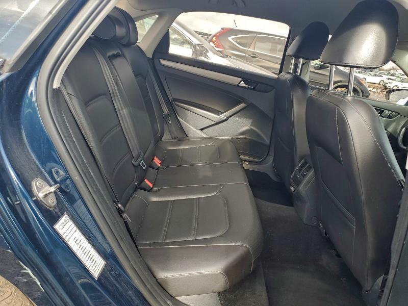 Фото 10 - VOLKSWAGEN PASSAT