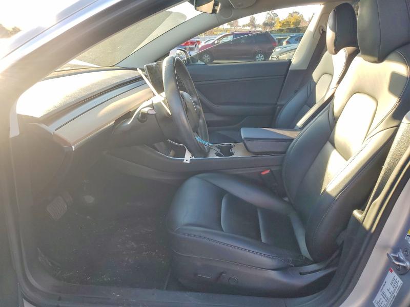 Фото 7 - TESLA MODEL 3