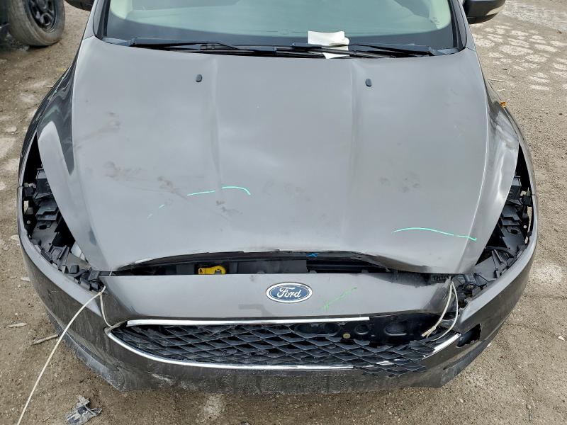 Фото 11 - FORD FOCUS