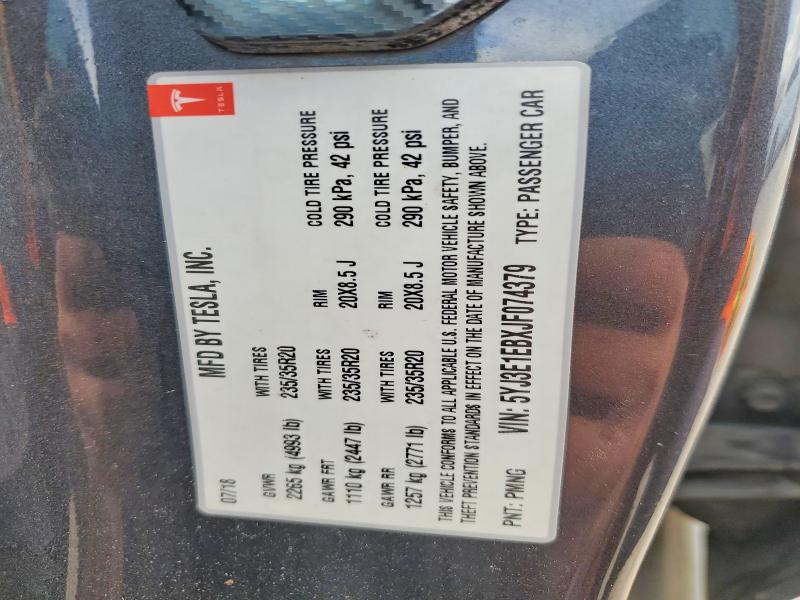 Фото 13 - TESLA MODEL 3