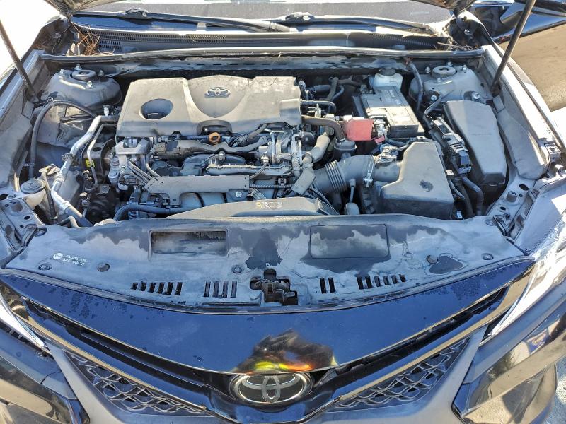 Фото 11 - TOYOTA CAMRY