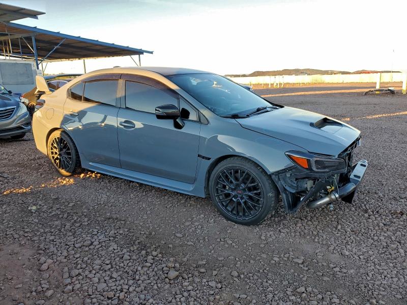 Фото 4 - SUBARU WRX