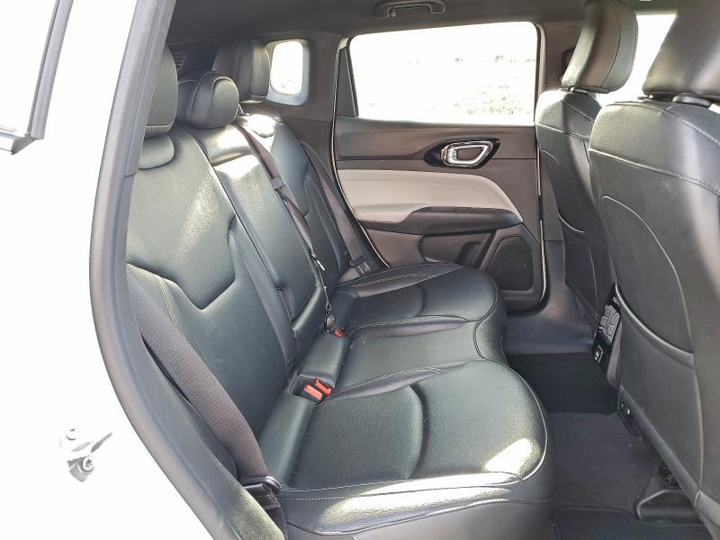 Фото 11 - JEEP COMPASS