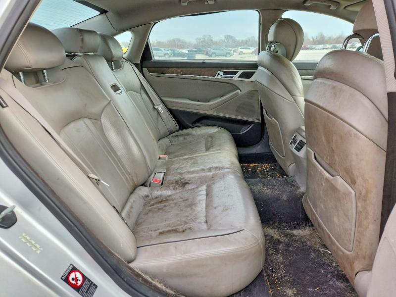 Фото 10 - HYUNDAI GENESIS