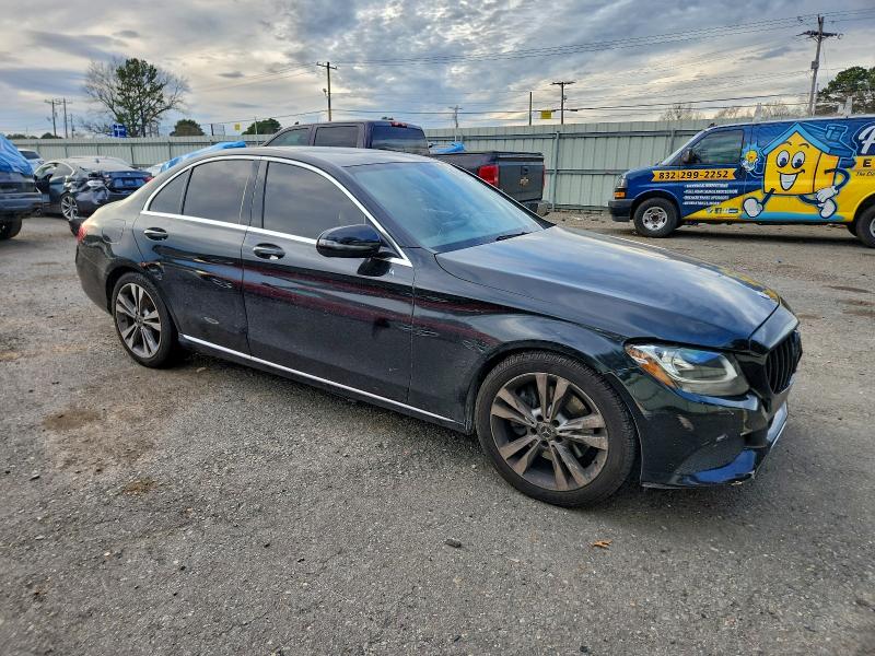 Фото 4 - MERCEDES-BENZ C-CLASS