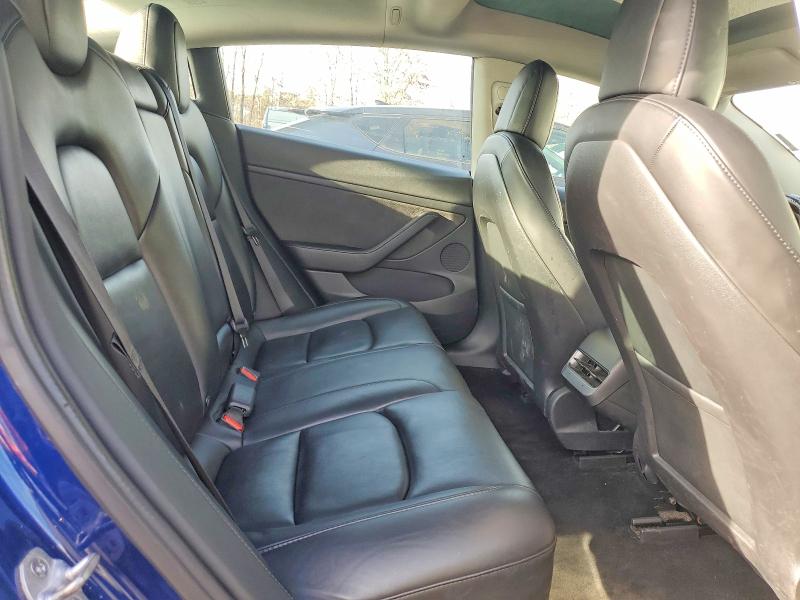 Фото 10 - TESLA MODEL 3