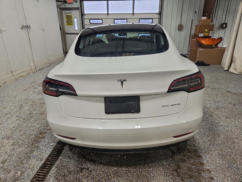 Фото 6 - TESLA MODEL 3