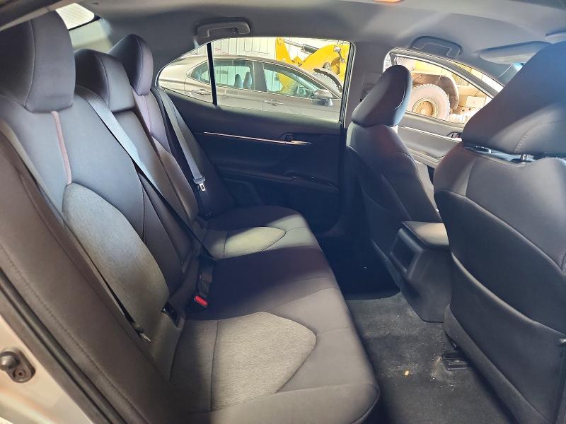 Фото 10 - TOYOTA CAMRY