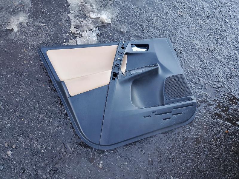 Фото 13 - TOYOTA RAV4