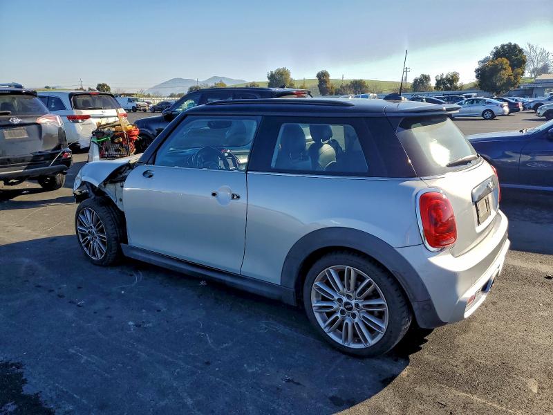 Фото 2 - MINI COOPER