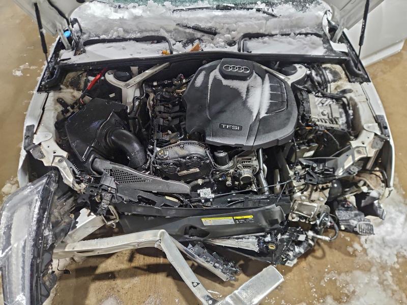 Фото 11 - AUDI A4