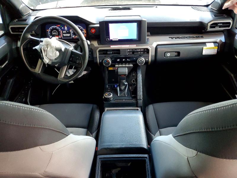 Фото 8 - TOYOTA TACOMA