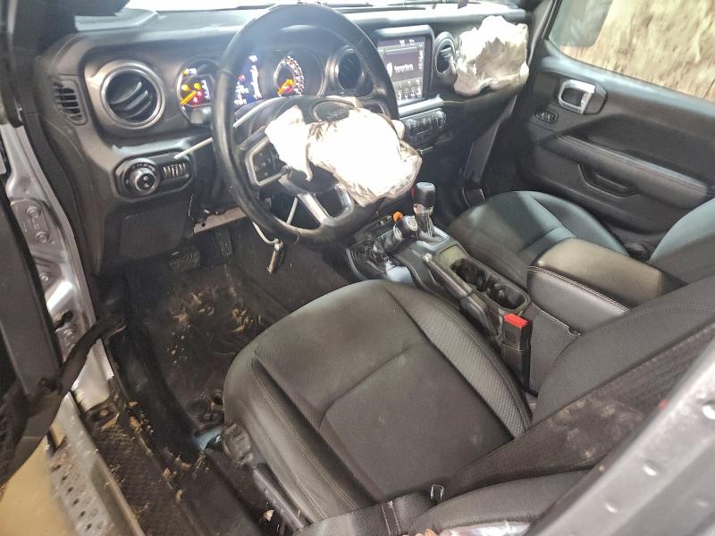 Фото 8 - JEEP GLADIATOR